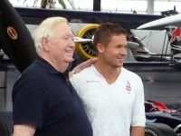 Felix Baumgartner mit Stratos Crew 27. Oktober 2012 Hangar-7 (c) Chris Maier Bild 6.jpg