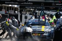Paul Di Resta Boxenstopp (c) Mercedes AMG  .jpg