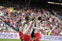 Rote Bullen (c) maic.jpeg