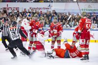 Thomas Raffl (EC RBS), Pascal Brunner, Dylan Diperna (Bozen), Peter Schneider (EC RBS), Cristiano Digiacinto, Sam Harvey und Davis Vandane (Bozen) (c) GEPA Karpaviciute