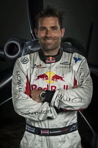RB Air Race Arch (c) Joerg Mitter Red Bull Content Pool.jpg
