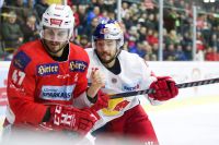 Marcel Witting (KAC) und Raphael Herburger (EC RBS) (c) GEPA Goetzhaber