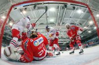 Bozen ein harter Brocken fuer die Bullen (c) GEPA Roittner.jpg
